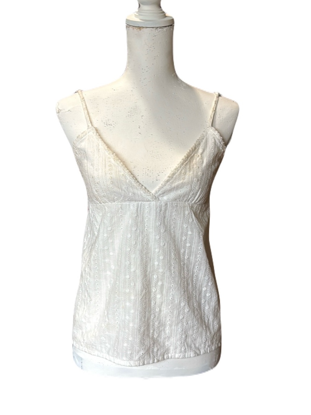 J. Galt women’s white eyelet lace v-neck camisole w/spaghetti straps no size | f